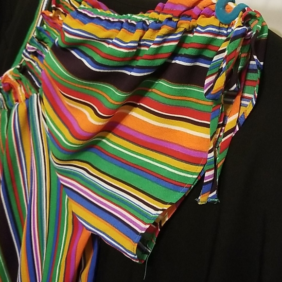 Top - Picture 3 of 4